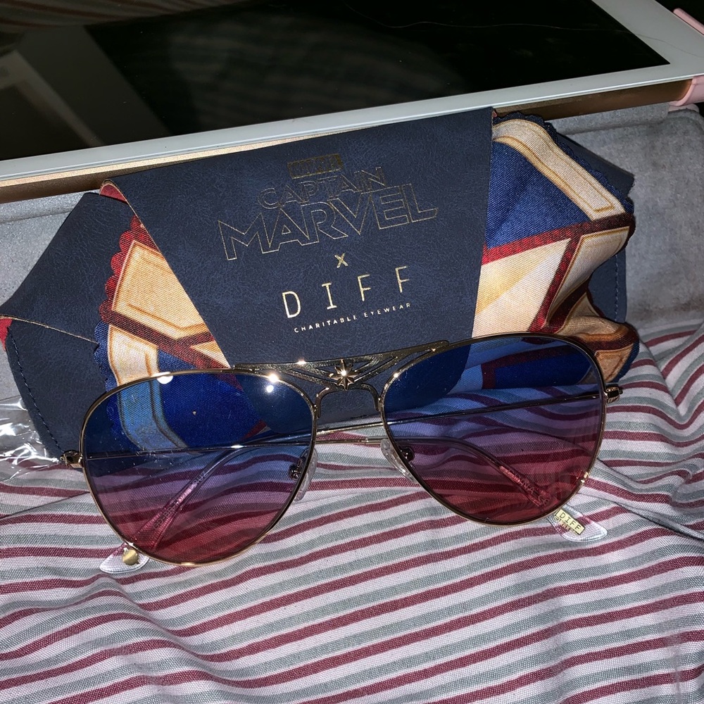 Two brand new never used Diff sunglasses
